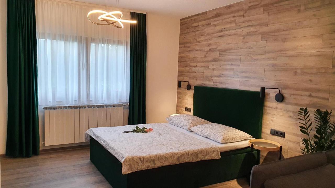 Apartments Lucic Szluin Kültér fotó
